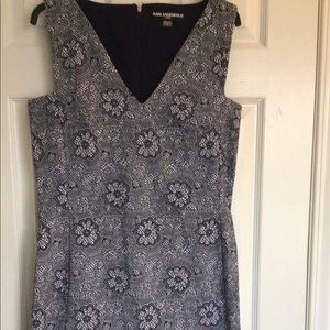 Karl Lagerfeld V-Neck shift dress